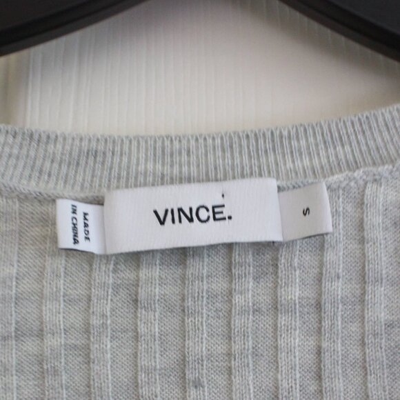 Vince Women's Cashmere Blend Ribbed Slim V Neck Lightweight Sweater Top in Gray - Picture 3 of 11